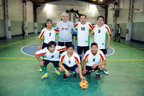 El equipo de Los Viejitos (Mirgor), categora senior.