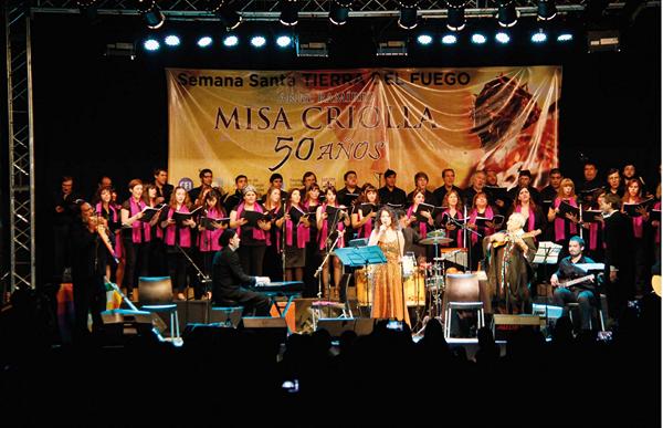 Espectacular aniversario de la Misa Criolla en la Semana Santa de TDF