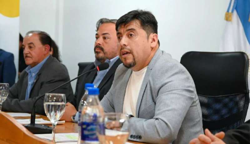  �Ac� hay un posicionamiento pol�tico claro para trabar el desarrollo de Tolhuin�