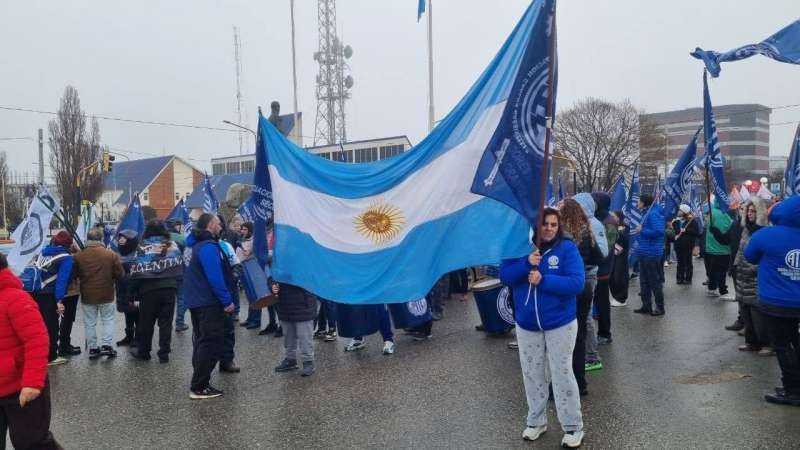 ATE presiona por la apertura de la mesa salarial 