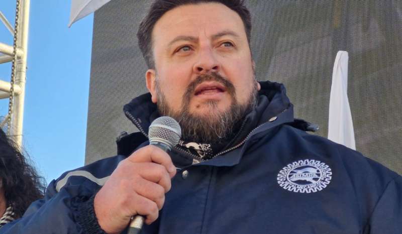 �Tenemos un gobierno provincial totalmente ausente�