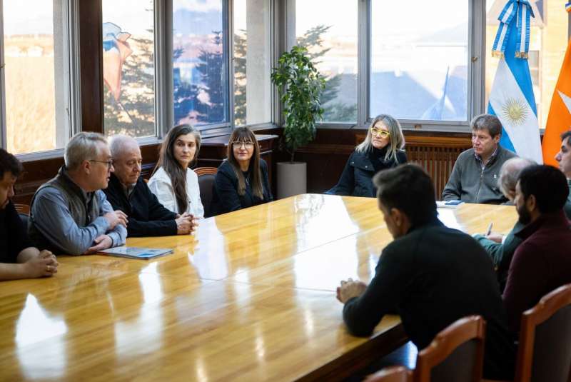 Tierra del Fuego y SENASA avanzan en una agenda de trabajo para fortalecer el desarrollo acu�cola 