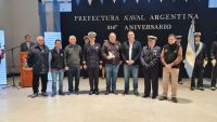 Prefectura Naval Argentina celebr� sus 216 a�os