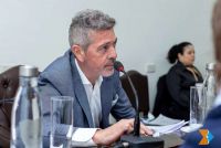 L�ffler apunta contra Melella