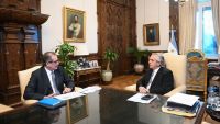Alberto Fernández se reunió con el titular del BCRA para analizar los acuerdos logrados en China