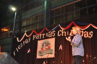 Chispita particip de los festejos patrios de Chile