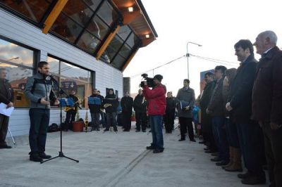 Inauguran obra complementaria a la pista de patinaje en Ushuaia