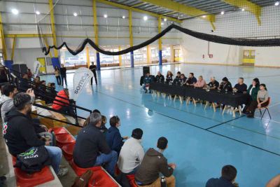 El mi�rcoles 21 de mayo se realizar� paro provincial contra las medidas del Gobierno Nacional