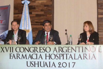 Arcando inaugur el Congreso Argentino de Farmacia Hospitalaria