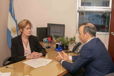 El Ministerio de Industria y el Banco Nacin firmaron un convenio de colaboracin