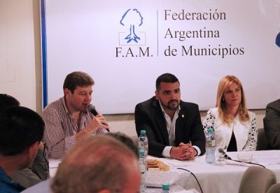 Fuerte apoyo de la FAM a los intendentes de Ushuaia y Ro Grande